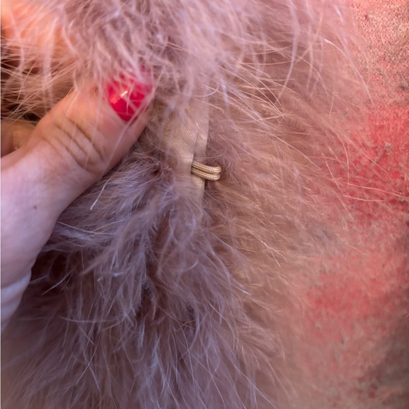 Lamarque Deora blush 100% turkey feathers jacket! XS Not included in sale - Picture 3 of 8